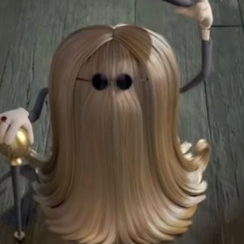 Meet your Posher, Angela